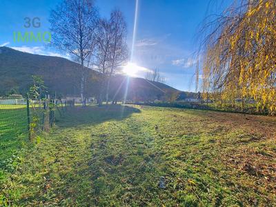 Terrain constructible - 1 197 m²