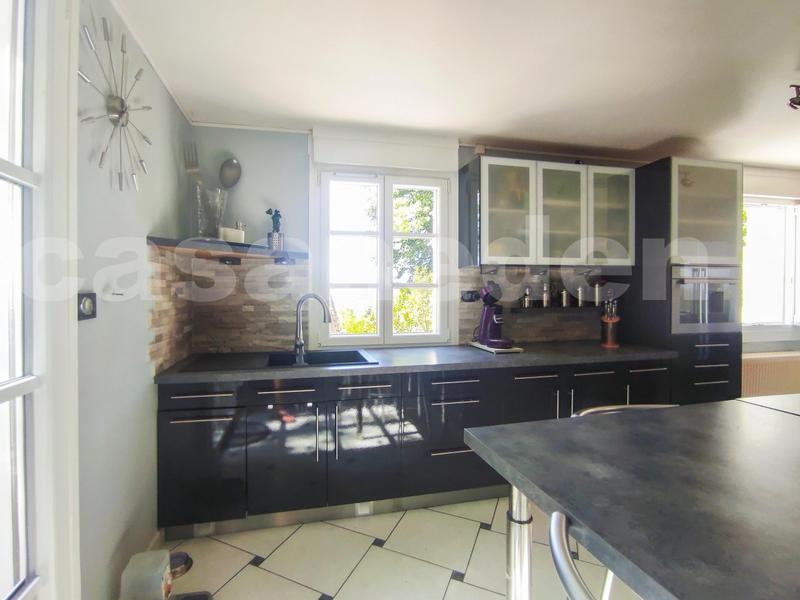 Maison - 170 m² - 6 pièces