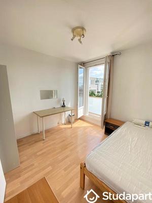 Chambre - 10 m² - 1 pièce