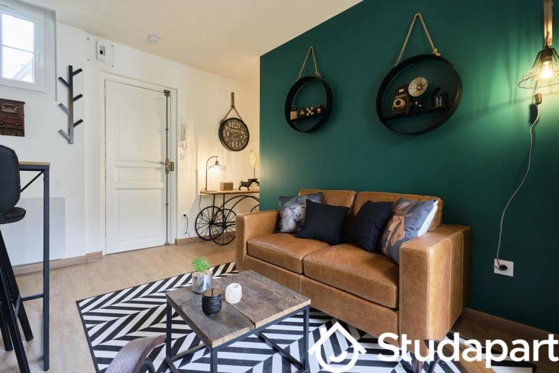 Chambre - 10 m² - 1 pièce