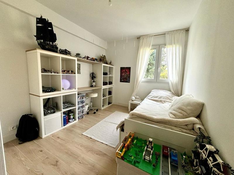 Appartement - 77 m² - 4 pièces