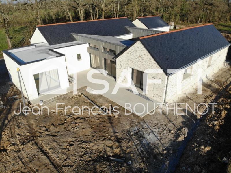 Maison - 310 m² - 5 pièces