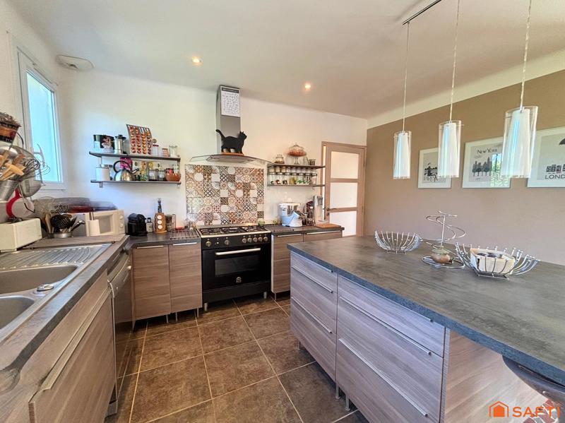 Villa - 191 m² - 7 pièces