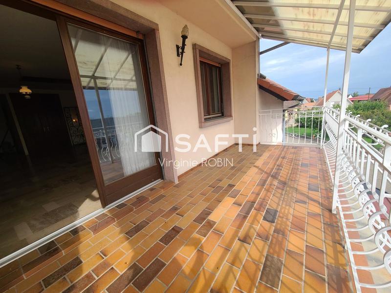 Maison - 297 m² - 9 pièces