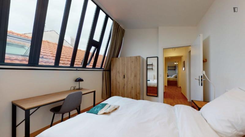 Chambre - 15 m² - 14 pièces