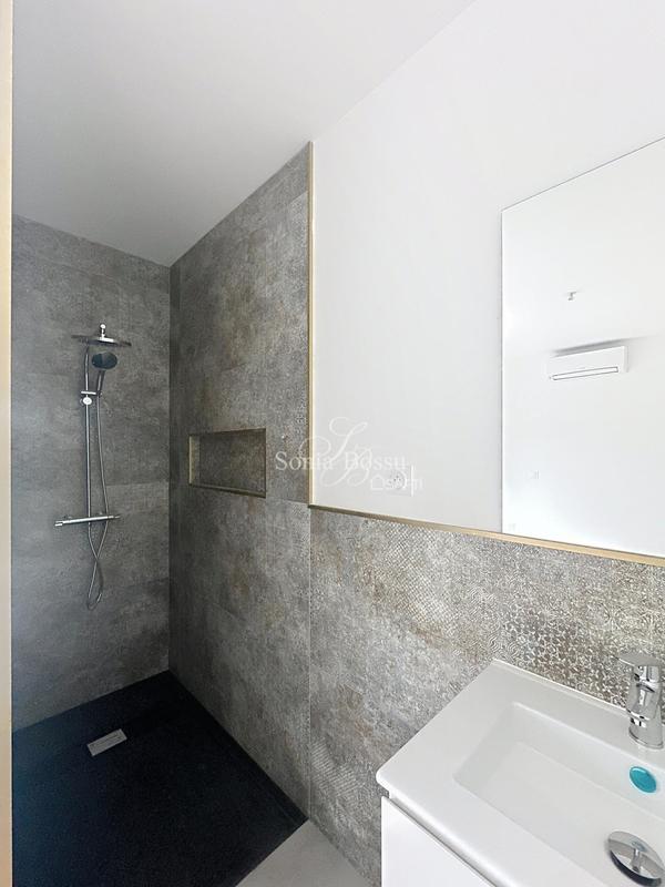 Maison - 129 m² - 6 pièces