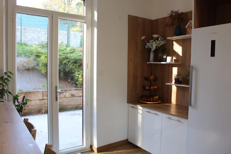 Maison - 220 m² - 9 pièces