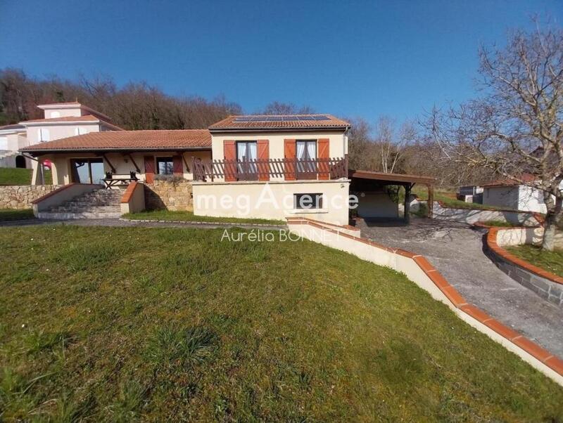 Maison - 140 m² - 7 pièces