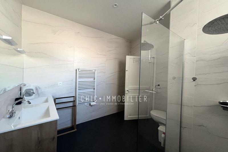 Appartement - 115 m² - 5 pièces