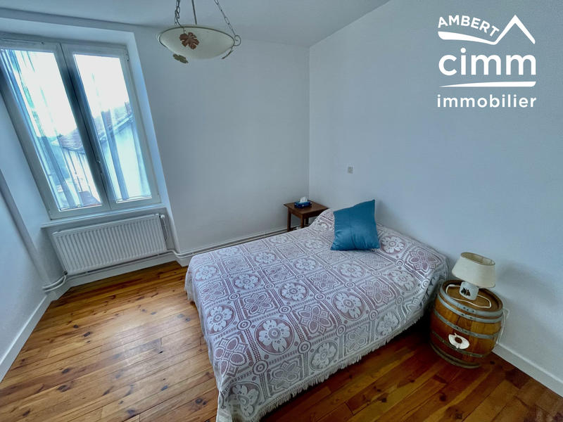 Maison - 209 m² - 8 pièces