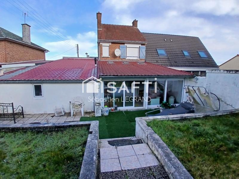 Maison - 91 m² - 5 pièces