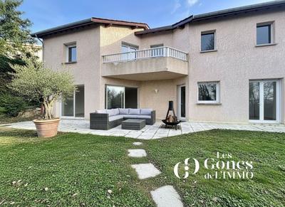 Maison - 151 m² - 5 pièces