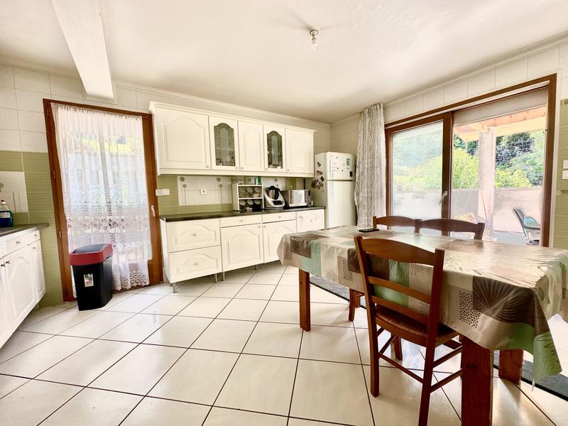 Maison contemporaine - 141 m² - 6 pièces