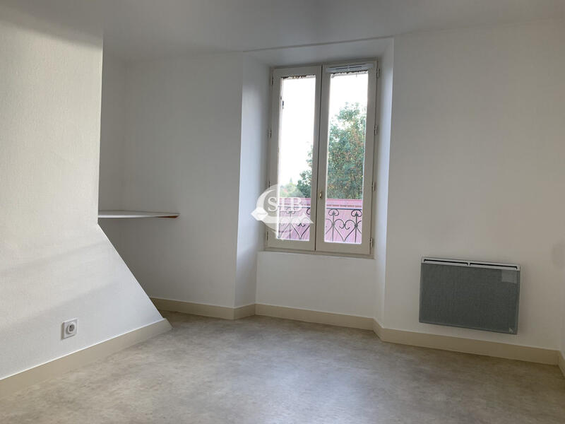 Appartement - 82 m² - 4 pièces