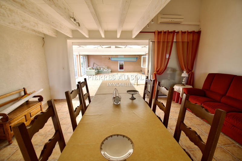 Propriété - 227 m² - 8 pièces