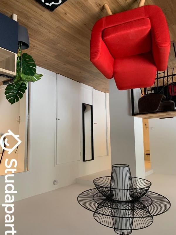 Chambre - 11 m² - 1 pièce