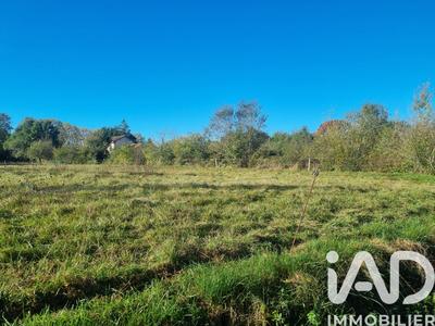 Terrain - 3 700 m²