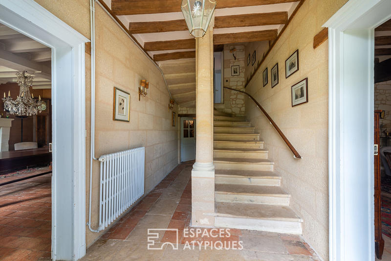 Maison - 363 m² - 14 pièces