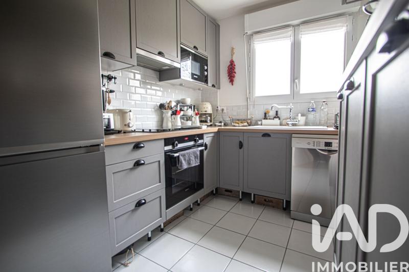 Appartement - 80 m² - 4 pièces
