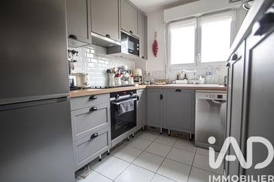 Appartement - 80 m² - 4 pièces