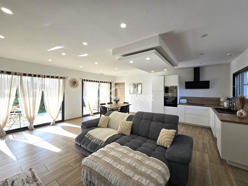 Villa - 120 m² - 5 pièces