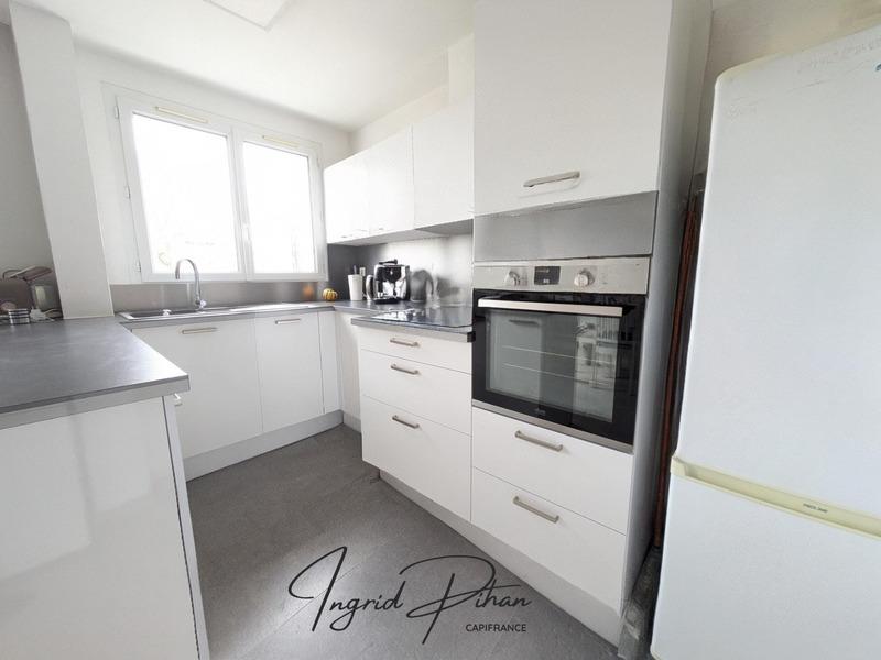 Appartement - 77 m² - 3 pièces