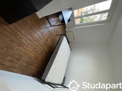 Chambre - 9 m² - 1 pièce