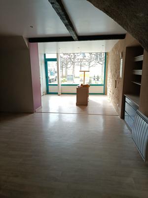 Maison - 90 m² - 2 pièces