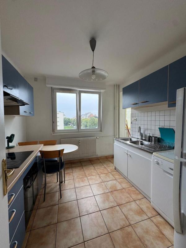 Appartement - 87 m² - 5 pièces