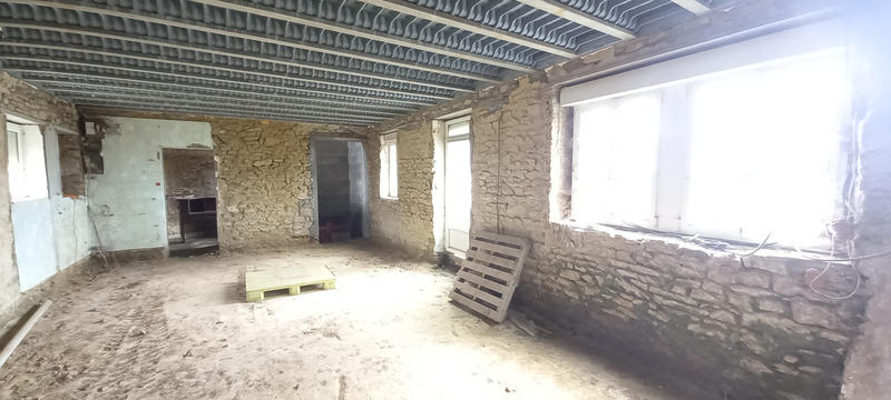 Maison - 250 m² - 4 pièces