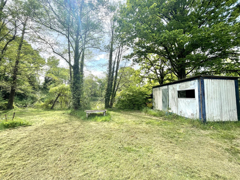 Terrain de loisirs - 8 300 m²