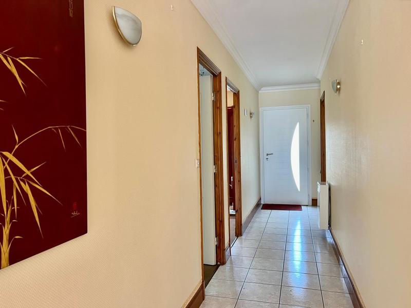 Maison - 93 m² - 4 pièces