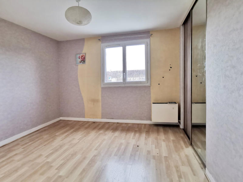 Maison - 104 m² - 6 pièces