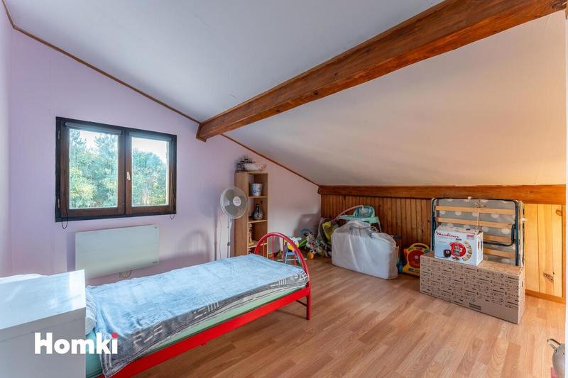 Maison - 180 m² - 6 pièces