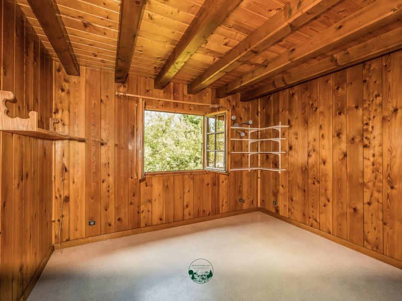 Maison - 220 m² - 6 pièces