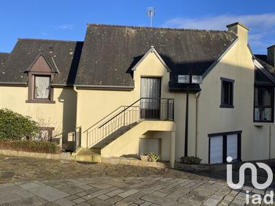 Maison - 128 m² - 7 pièces