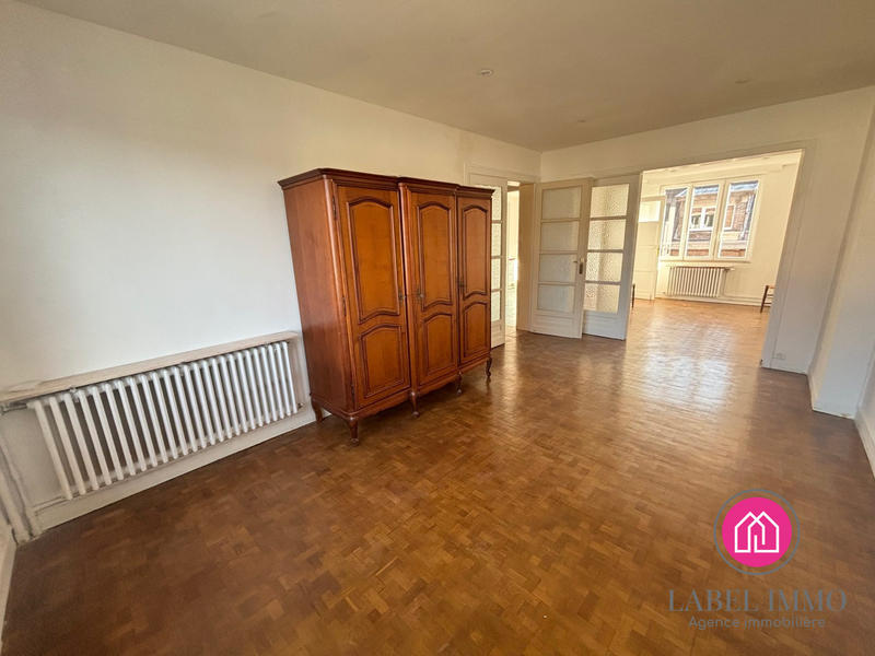 Maison - 220 m² - 9 pièces