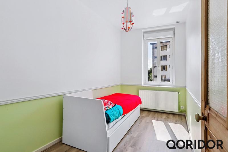 Maison - 285 m² - 10 pièces