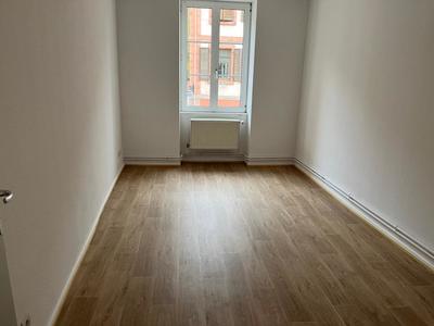 Appartement - 85 m² - 3 pièces