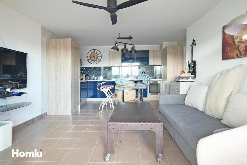 Appartement - 81 m² - 3 pièces