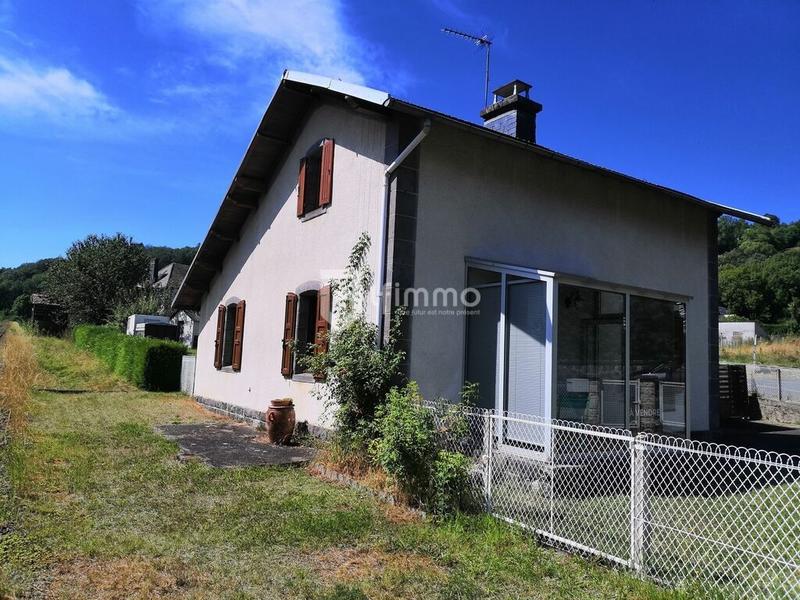 Maison - 91 m² - 5 pièces