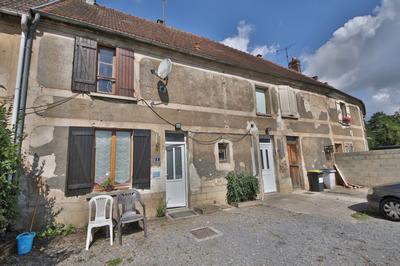 Maison de ville - 95 m² - 5 pièces