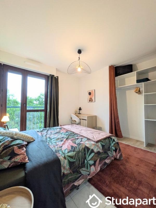 Chambre - 10 m² - 1 pièce