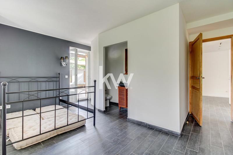 Maison - 167 m² - 5 pièces