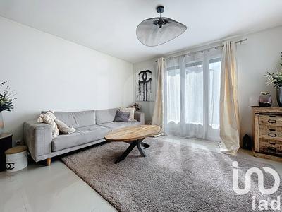 Maison - 93 m² - 5 pièces