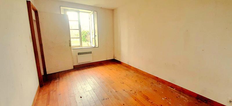 Maison ancienne - 243 m² - 11 pièces