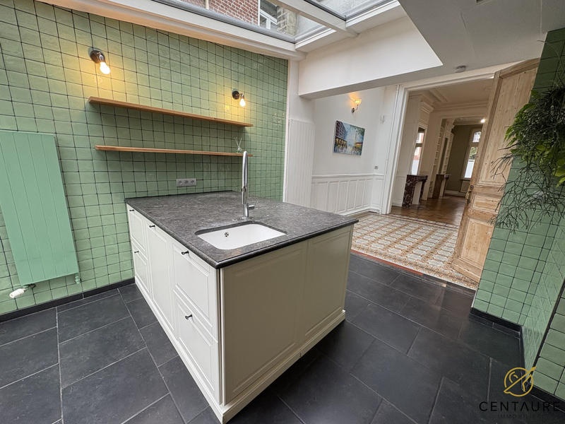 Maison ancienne - 175 m² - 6 pièces