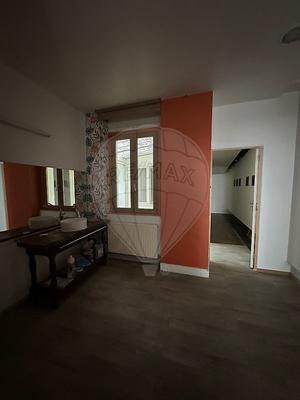 Local commercial - 276 m² - 3 pièces