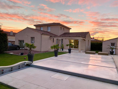 Maison - 163 m² - 5 pièces