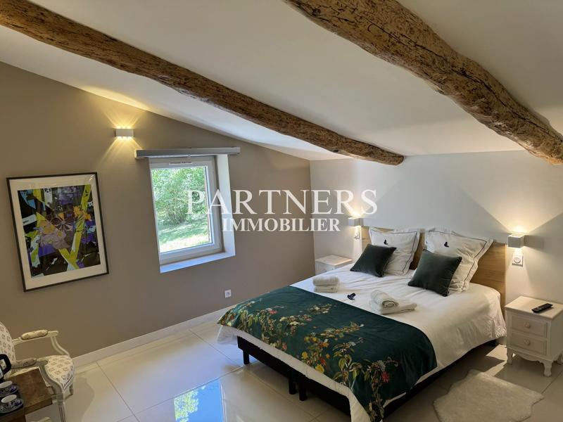 Bastide - 357 m² - 11 pièces